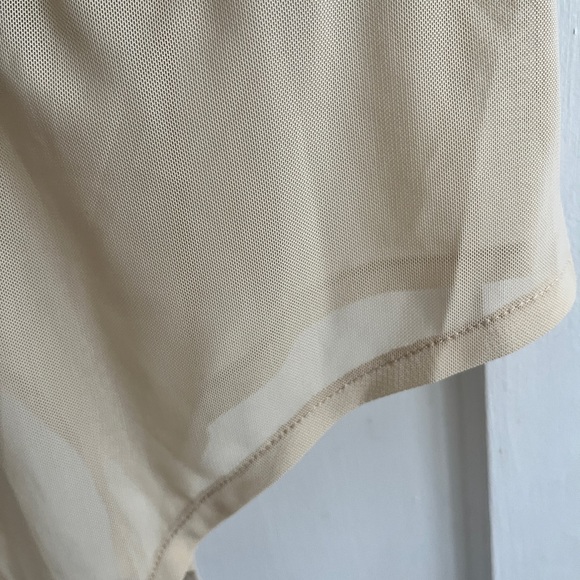 Cream short sleeve body suit. Never worn. - Picture 3 of 6